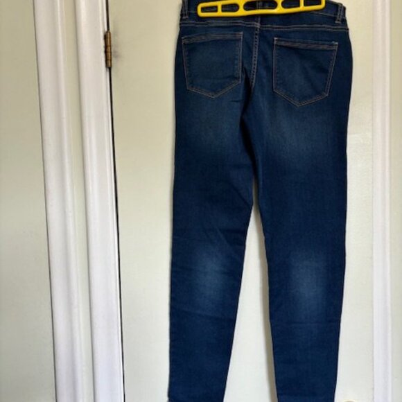 Jeans - Joe Fresh Slim - size Woman's 6 - Picture 2 of 6